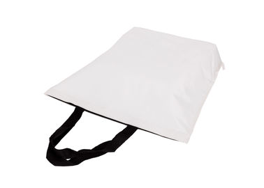 Recicle los bolsos no tejidos blancos de los Pp con la manija parte inferior de Suqare de la capacidad de 5 kilogramos